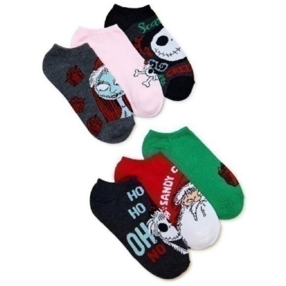 NWT. DISNEY The Nightmare Before Christmas 12 Pairs of Socks